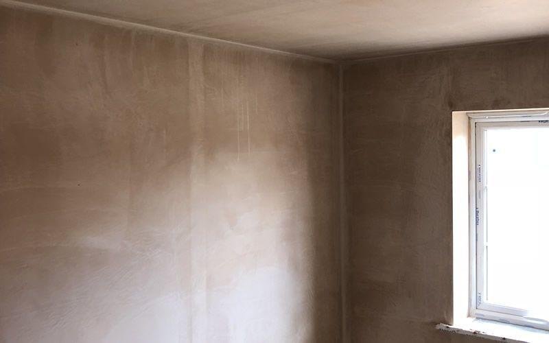 Finitions soignées et surfaces prêtes à décorer réalisées par BTP Pro Serv