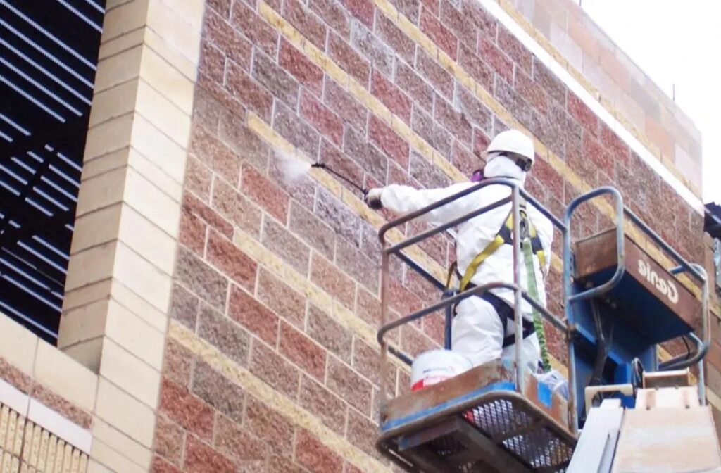 Application de traitements hydrofuges et imperméabilisants par BTP Pro Serv
